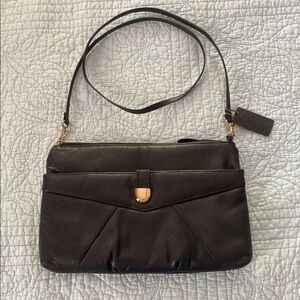 Vintage Black Shoulder Bag - Leather